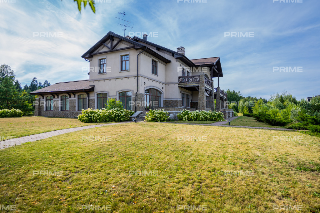 Домовладение с 4 спальнями 1273 м2 в посёлке Пестово-Гольф Фото 9