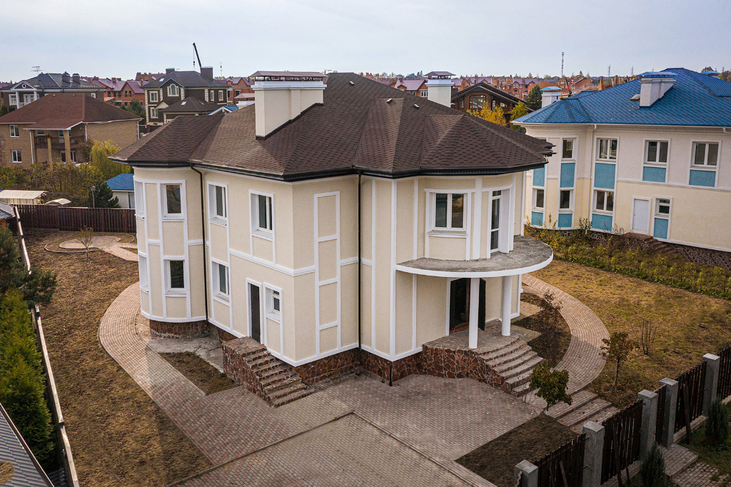 Домовладение с 4 спальнями 300 м2 в посёлке Александрово Фото 8