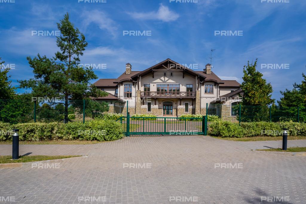 Домовладение с 4 спальнями 1273 м2 в посёлке Пестово-Гольф Фото 24