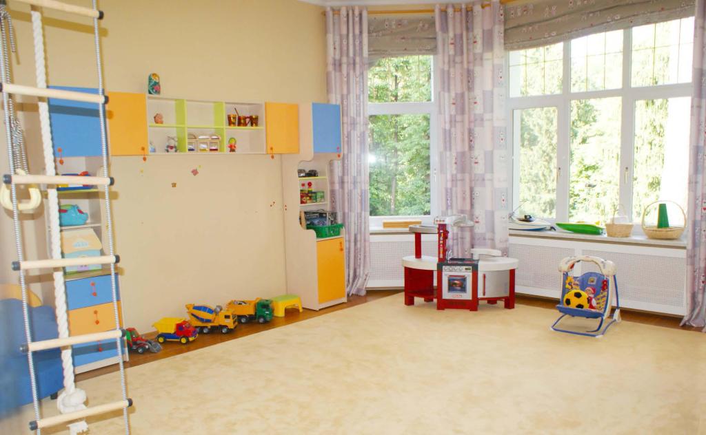 Домовладение с 5 спальнями 975 м2 в посёлке Жуковка  академическая Фото 11