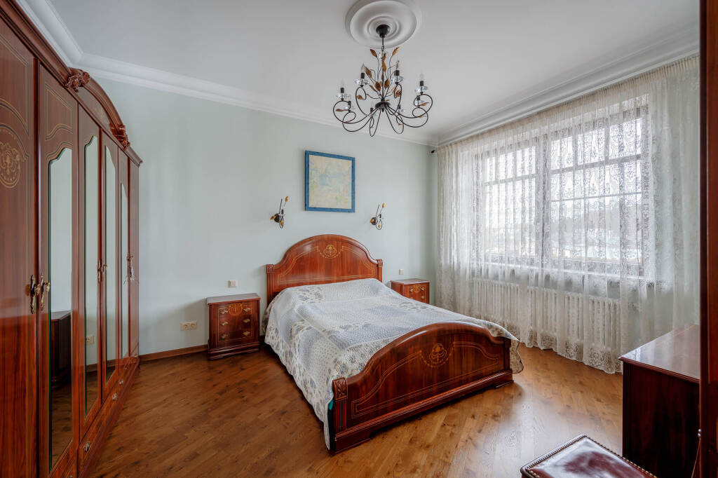Домовладение с 4 спальнями 356 м2 в посёлке Сафонтьево Фото 18
