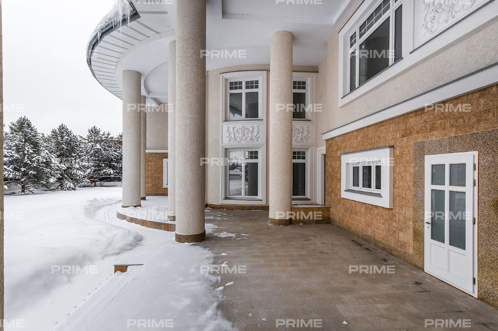 Домовладение с 5 спальнями 1355 м2 в посёлке Азарово Фото 18