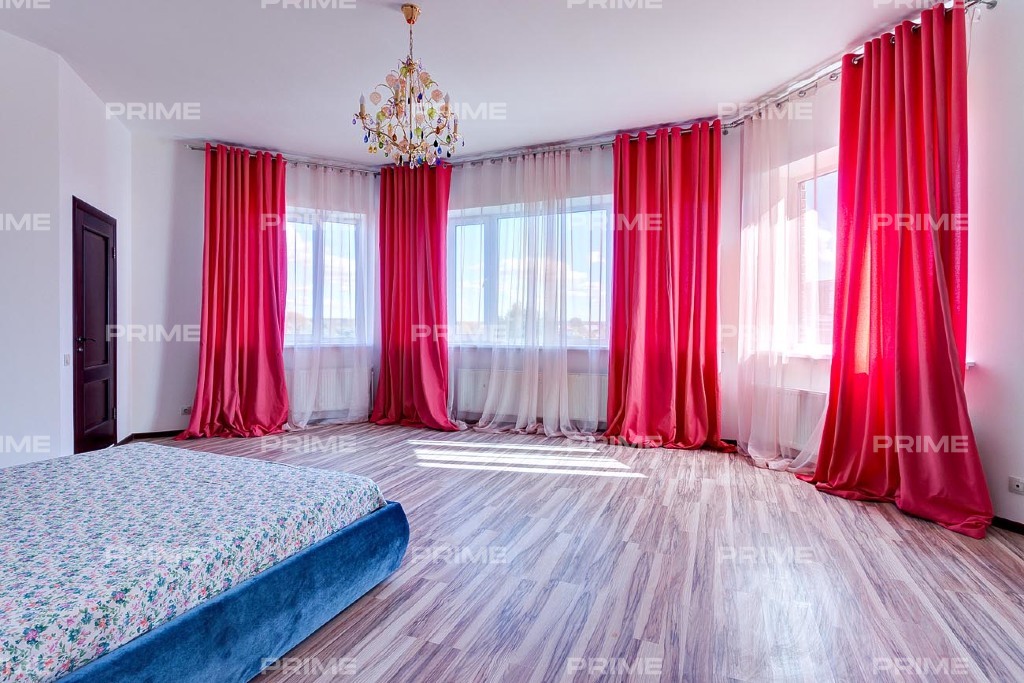 Домовладение с 5 спальнями 400 м2 в посёлке Ветеран Фото 12