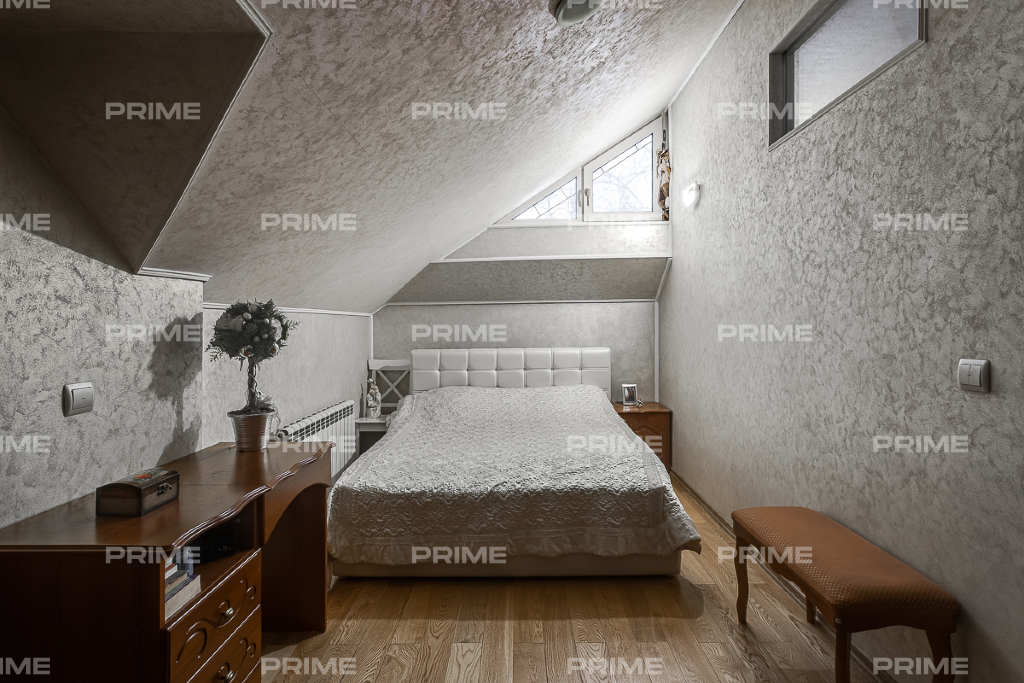 Домовладение с 4 спальнями 450 м2 в посёлке НИИ Радио Фото 19