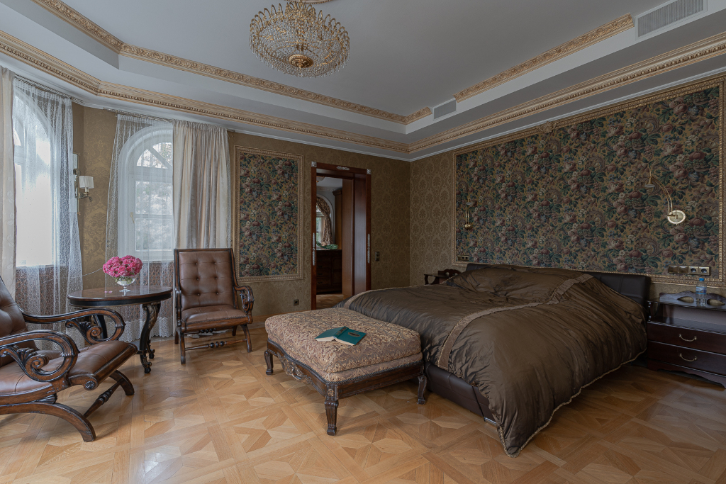 Домовладение с 3 спальнями 600 м2 в посёлке Жуковка Правая сторона Фото 61