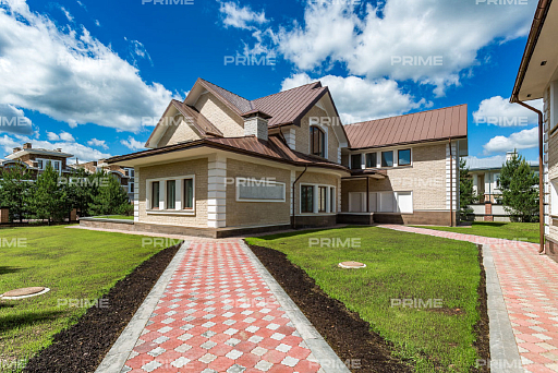Домовладение с 4 спальнями 602 м2 в посёлке Азарово Фото 2