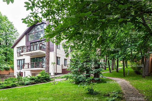 Сountry нouse with 5 bedrooms 822 m2 in village RAPS