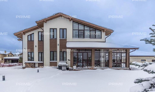 Сountry нouse with 5 bedrooms 350 m2 in village Pavlovy ozera