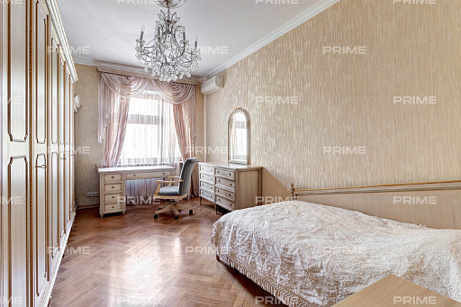 Квартира с 4 спальнями 212 м2 в посeлке Жуковка-1, многоквартирный дом Фото 5