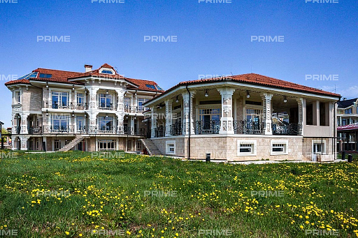 Домовладение с 5 спальнями 1700 м2 в посёлке Первомайское. Коттеджная застройка Фото 4