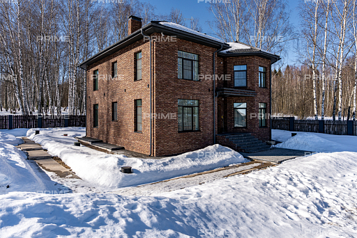 Сountry нouse with 5 bedrooms 435 m2