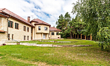 Домовладение с 4 спальнями 634 м2 в посёлке Александровка. Коттеджная застройка Фото 3
